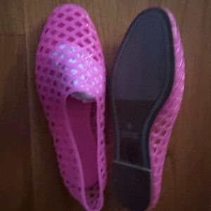 GAP Vibrant Pink Mesh Loafers